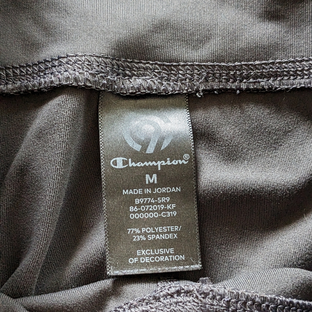 Capri Running Shorts - Picture 3 of 3
